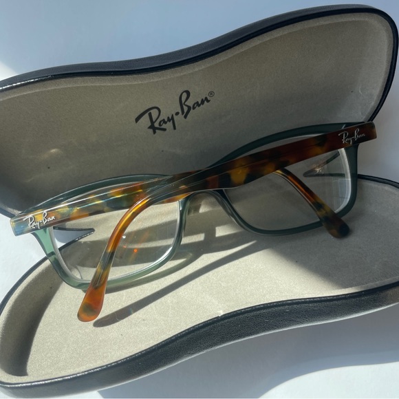 Ray-Ban RB5228 Eyeglasses - Picture 2 of 9